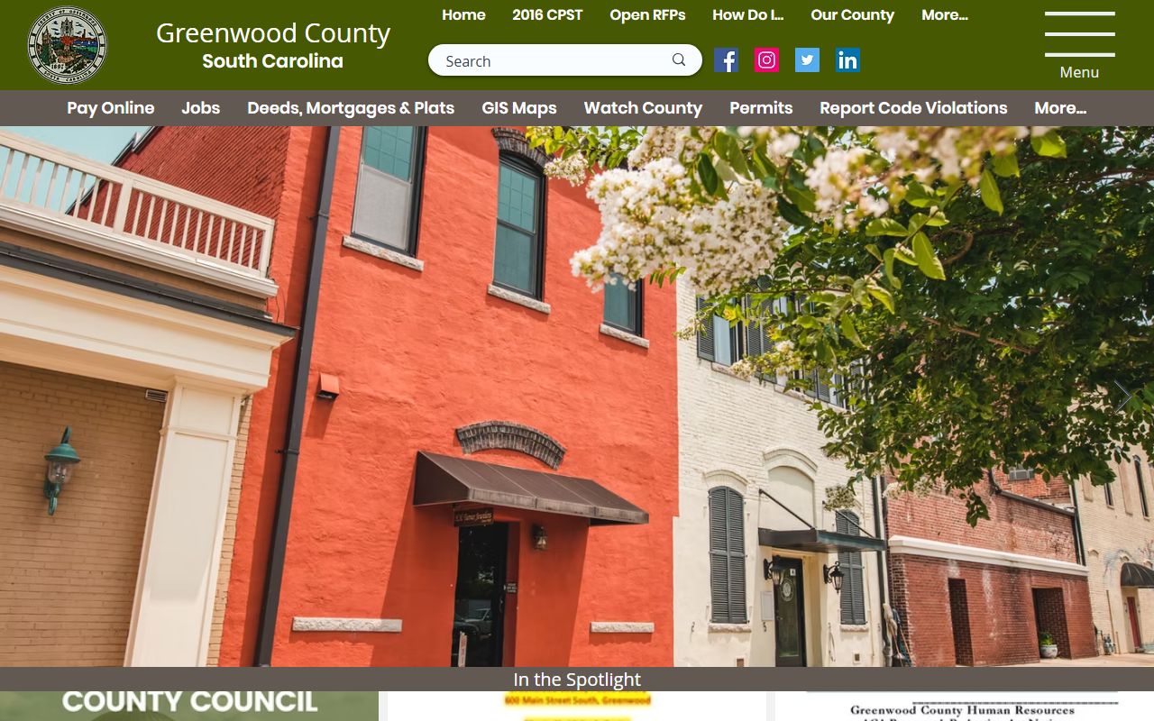 Greenwood County Government website showing public records and deed records access